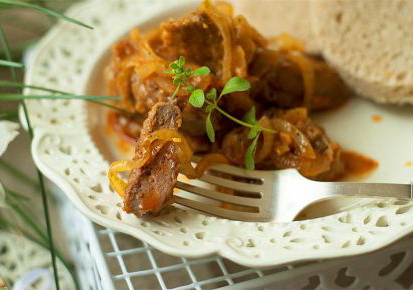 тушеная печень