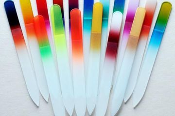 Как лучше ухаживать за ногтями на руках и ногах?