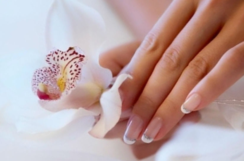 увлажнение ногтей